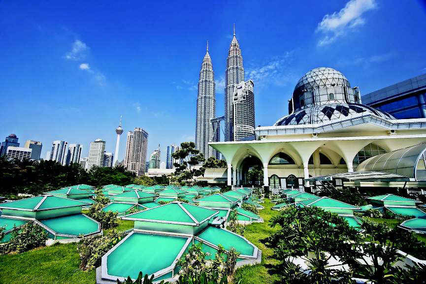 7 Days Malaysia & Singapore Tour Itinerary